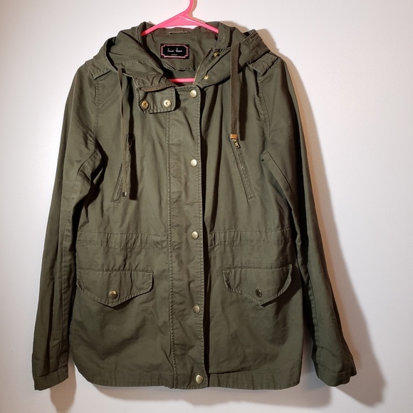 Love Tree Jackets & Blazers - 100% Cotton! Love Tree army green utility jacket